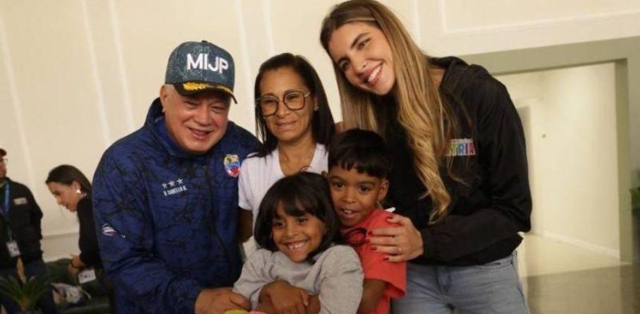 GOBIERNO BOLIVARIANO RESCATA NUEVO GRUPO DE NIÑOS RETENIDOS EN EEUU