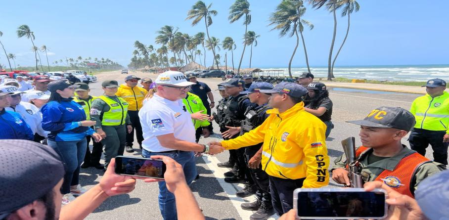 ALREDEDOR DE 8 MIL 900 EFECTIVOS DESPLEGADOS EN FALCÓN DURANTE EL DISPOSITIVO SEMANA SANTA SEGURA 2025