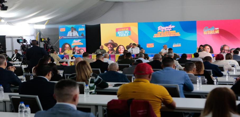 NICOLÁS MADURO: «HAY QUE CONSOLIDAR EL TEMA DE LA SEGURIDAD»