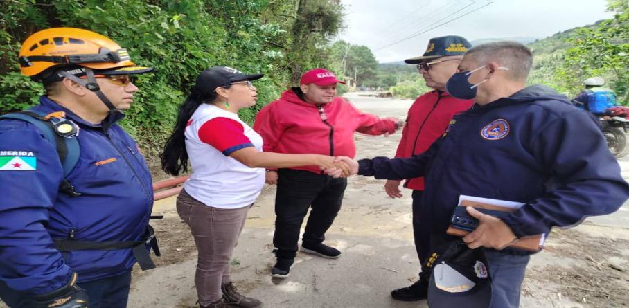 GOBIERNO BOLIVARIANO BRINDA APOYO A LA POBLACIÓN MERIDEÑA AFECTADA POR LAS RECIENTES LLUVIAS