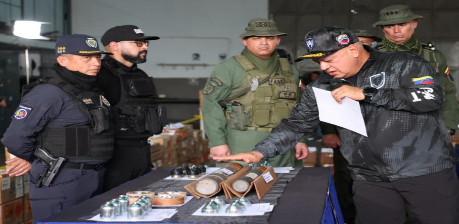 AUTORIDADES DEL GOBIERNO BOLIVARIANO INCAUTAN ARSENAL EN EL ESTADO ANZOÁTEGUI