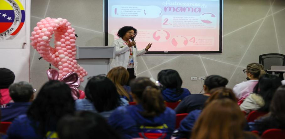 FASMIJ CONMEMORA EL MES DE LA PREVENCIÓN DEL CÁNCER DE MAMA CON CONVERSATORIO