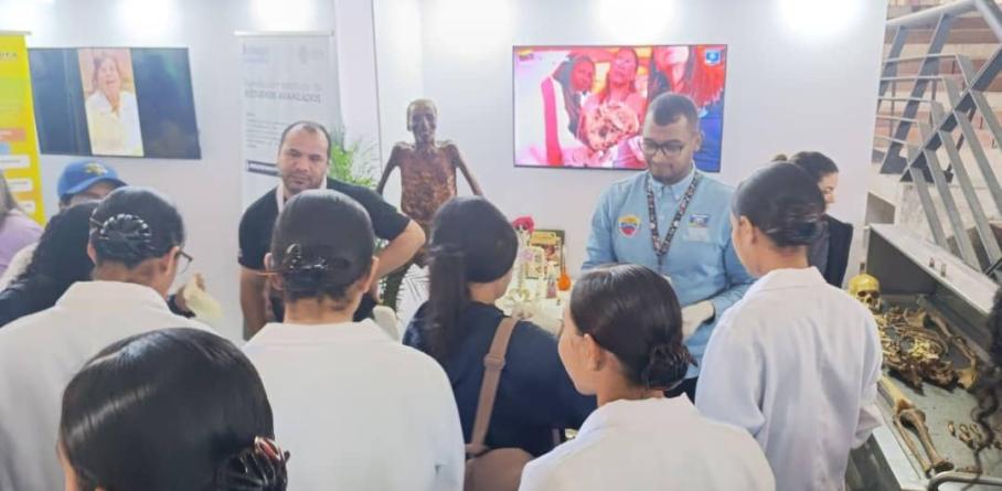 SERVICIO NACIONAL DE MEDICINA Y CIENCIAS FORENSES SE POSICIONA EN LA JORNADA CIENTÍFICA DE SALUD 2025