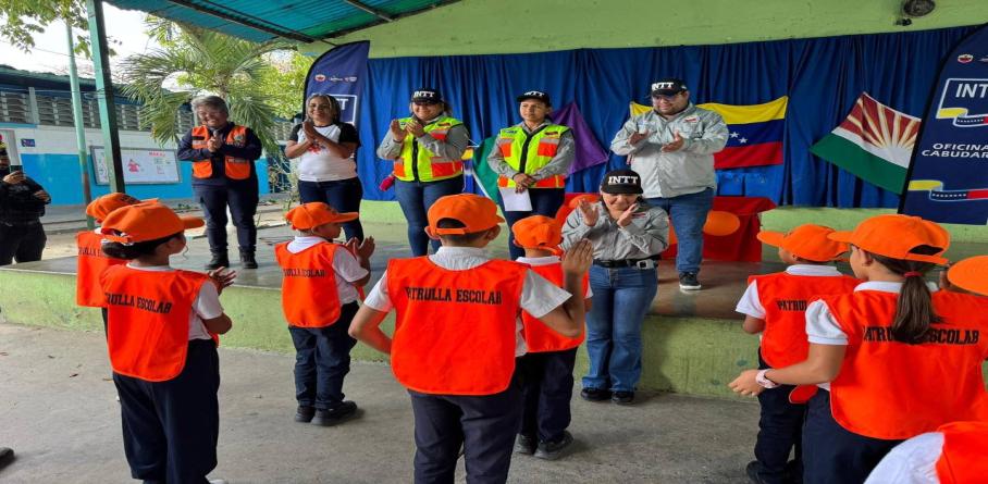 PATRULLAS ESCOLARES  JURAMENTADAS EN EL ESTADO LARA