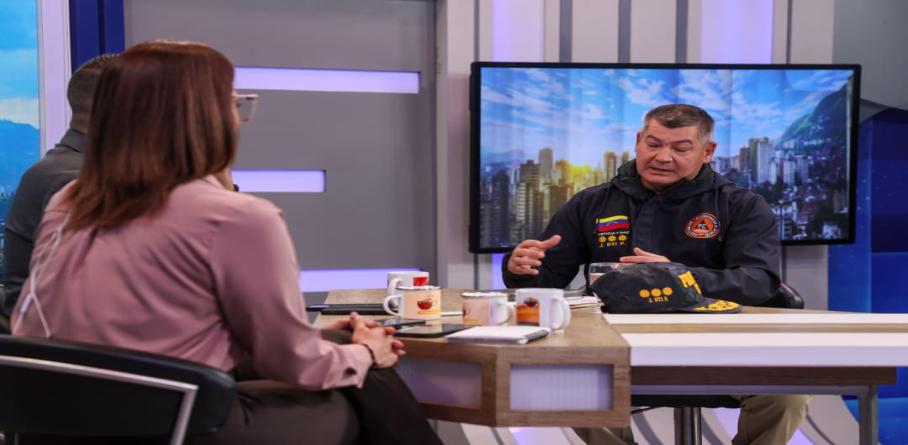 VICEMINISTRO OTI PAITUVI: “EL SNGR DESPLEGÓ VEHÍCULOS DE BOMBEROS Y RESCATE PARA GARANTIZAR LA VIDA Y DISFRUTE DE LAS FAMILIAS VENEZOLANAS”