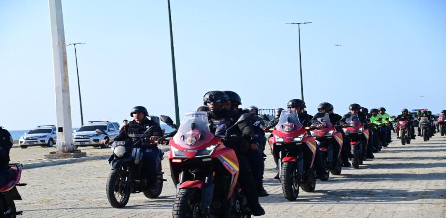 Imagen de MÁS DE 2 MIL FUNCIONARIOS ACTIVOS EN LA GUAIRA PARA LOS CARNAVALES SEGUROS 2026