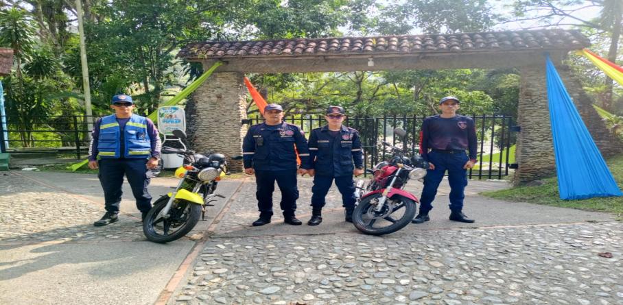 Imagen de BOMBEROS SE DESPLIEGAN A NIVEL NACIONAL PARA PROTEGER A TEMPORADISTAS EN CARNAVALES 2026