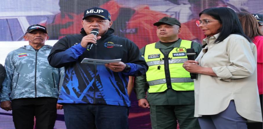 DIOSDADO CABELLO RONDÓN: "NUESTROS FUNCIONARIOS TRABAJAN CON PASIÓN PARA QUE EL PUEBLO SE SIENTA EN PAZ"