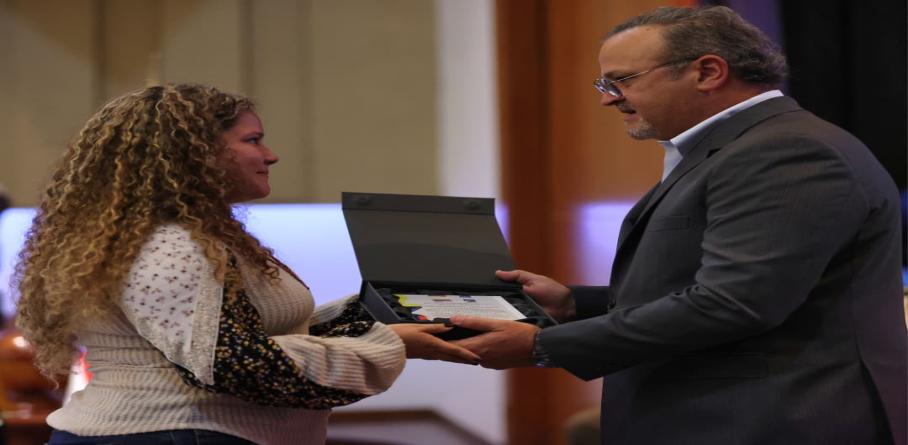 HONRAN EL COMPROMISO DE SUS TRABAJADORES EN MATERIA DE PREVENCIÓN EN LA BATALLA ANTIDROGAS