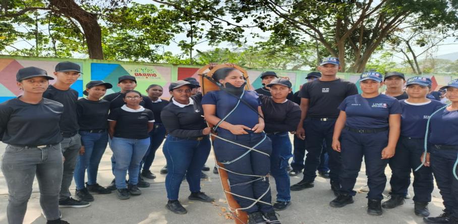 Imagen de UNES CAPACITA A ESTUDIANTES EN PRÁCTICAS PREHOSPITALARIAS EN YARACUY