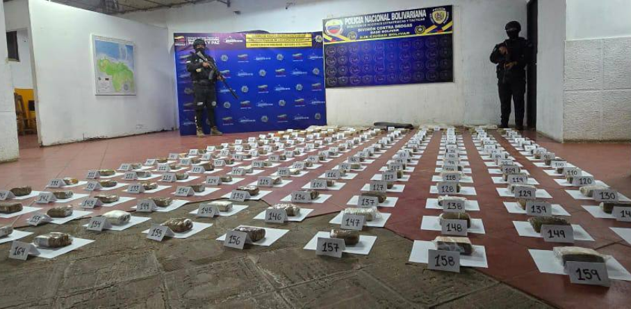 INCAUTAN MÁS DE 62 KILOS DE MARIHUANA EN LA ISLA EL ARO DEL ESTADO BOLÍVAR