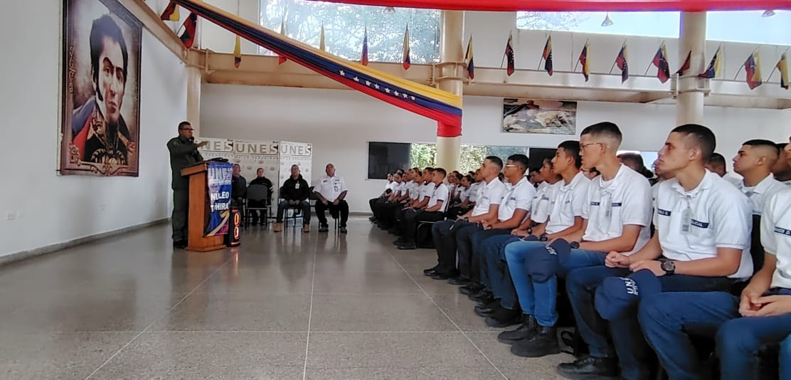 UNES CONSOLIDA LA CONCIENCIA HISTÓRICA DE LA CÁTEDRA LATINOAMERICANA HUGO CHÁVEZ EN LOS FUTUROS FUNCIONARIOS