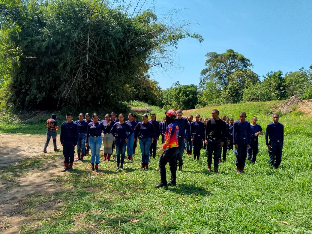 Imagen de UNES FORTALECE LAS DESTREZAS DE LOS JÓVENES EN MATERIA DE SEGURIDAD