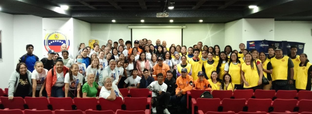 Imagen de GRUPOS RELIGIOSOS SE CAPACITAN PARA SEMANA SANTA SEGURA 2026