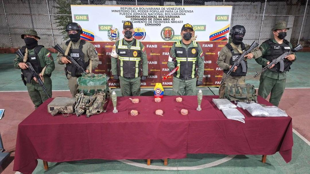 FANB DESTRUYE CAMPAMENTO LOGÍSTICO DEL NARCOTRÁFICO EN EL ESTADO BOLÍVAR
