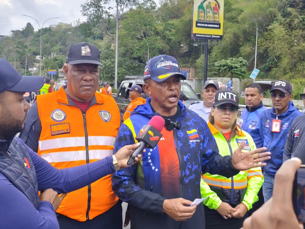 Imagen de GOBIERNO BOLIVARIANO GARANTIZA RETORNO SEGURO A FELIGRESES EN VÍAS DEL PAÍS