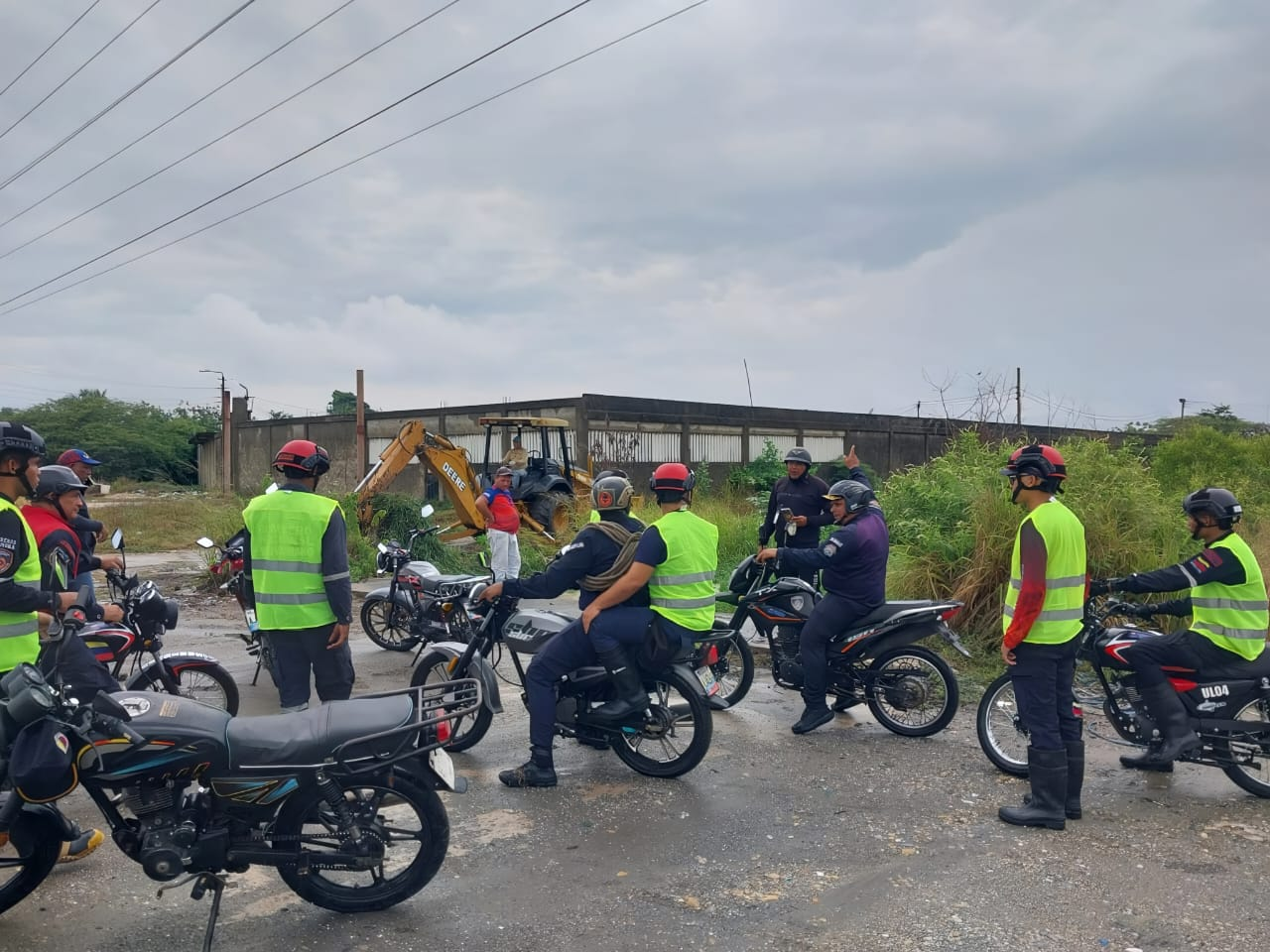 CUERPO DE BOMBEROS DE JUAN JOSÉ MORA DESPLIEGA INSPECCIONES EN PALMA SOLA ANTE EL PLAN DE LLUVIAS 2026 EN CARABOBO