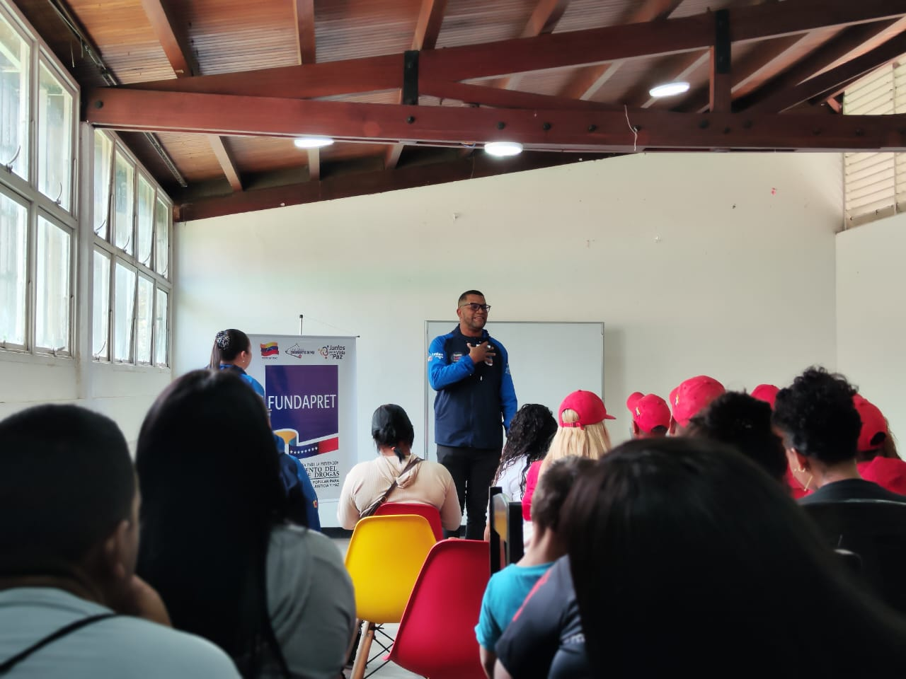 Imagen de FUNDAPRET FORTALECE LA PREVENCIÓN COMUNITARIA DURANTE LANZAMIENTO DEL PLAN NACIONAL DE FORMACIÓN “CAMINANDO JUNTOS”