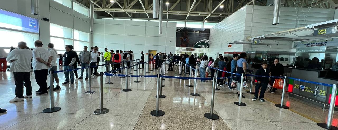 ARRIBÓ VUELO 154 DE LA GRAN MISIÓN VUELTA A LA PATRIA CON 131 MIGRANTES VENEZOLANOS DESDE EEUU