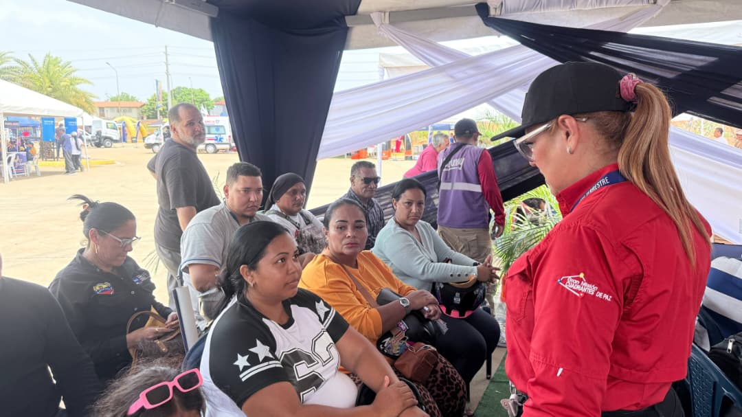 Imagen de INTT GARANTIZÓ RESPUESTA AL SECTOR TRANSPORTE PÚBLICO EN LA FERIA NACIONAL DE ATENCIÓN AL TRANSPORTISTA