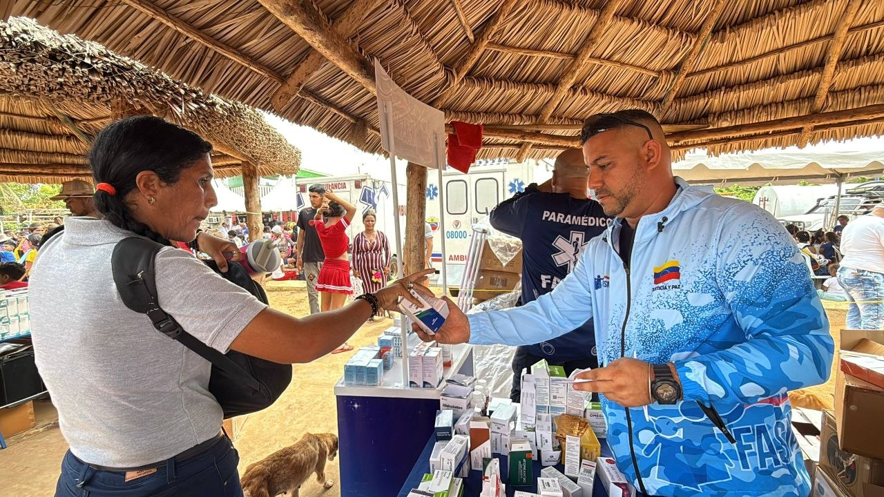 GOBIERNO BOLIVARIANO GARANTIZA ATENCIÓN INTEGRAL A MÁS DE 3 MIL FAMILIAS INDÍGENAS EN LA GUAJIRA