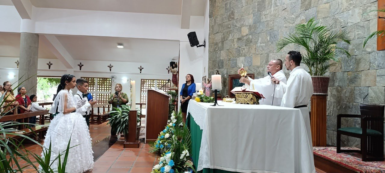 Imagen de SENAMECF CONSOLIDA LA UNIÓN FAMILIAR Y LA FE EN LA CELEBRACIÓN DE SU 14° ANIVERSARIO