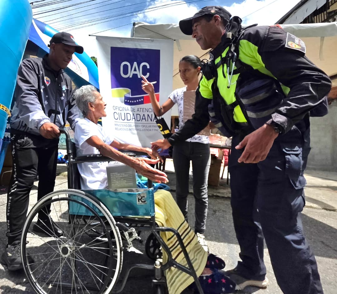 JORNADA DE ATENCIÓN SOCIAL EN LA CARRETERA VIEJA PETARE-GUARENAS LLEVA SALUD Y BIENESTAR A LAS FAMILIAS MIRANDINAS