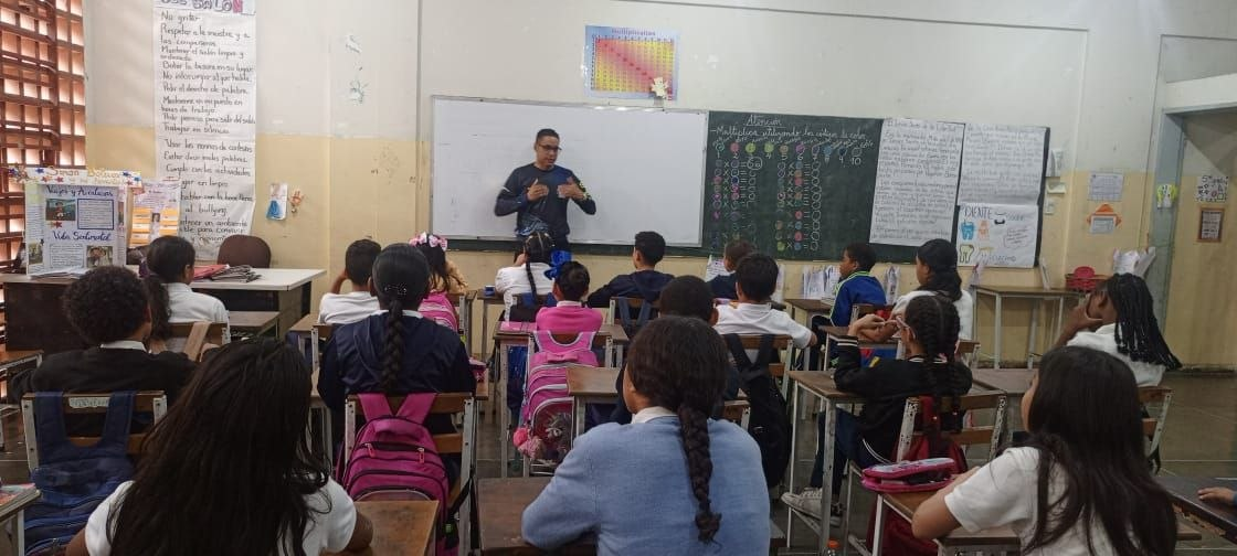 SENADES TRANSFORMA ENTORNOS SEGUROS ESCOLARES A TRAVÉS DE LA PREVENCIÓN Y EL DEPORTE
