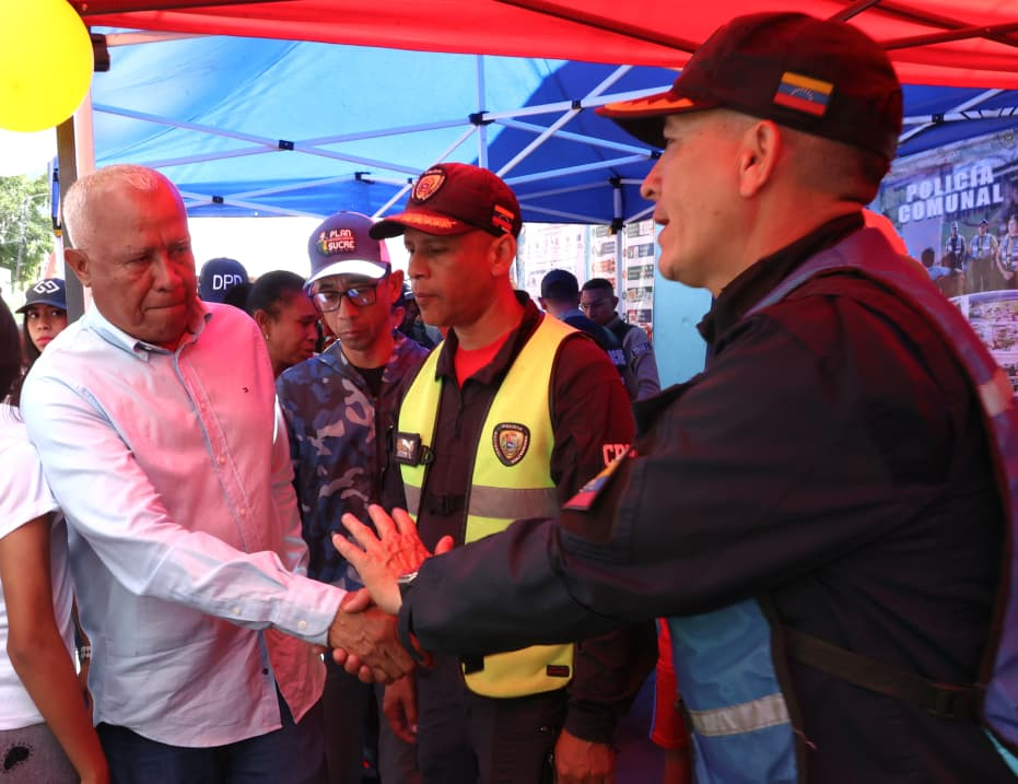 Imagen de PLAN ANTONIO JOSÉ DE SUCRE ATENDIÓ A MÁS DE 4 MIL PERSONAS EN PETARE CON JORNADA INTEGRAL