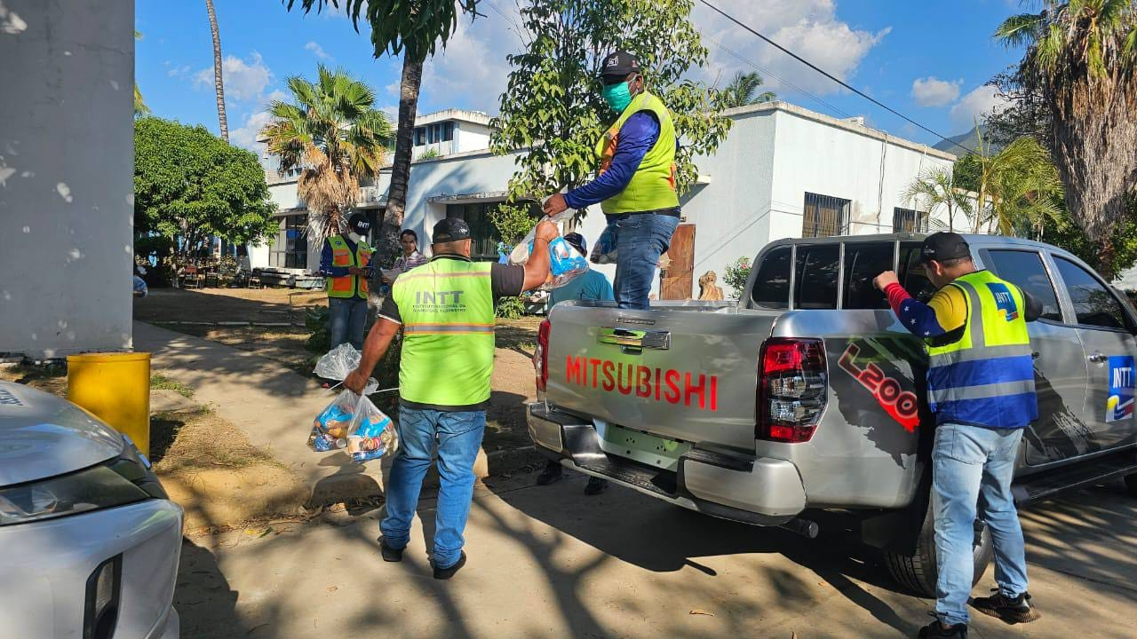 INTT DISTRIBUYÓ COMBOS DE ALIMENTOS E HIGIENE PERSONAL EN ALBERGUES DEL ESTADO LA GUAIRA