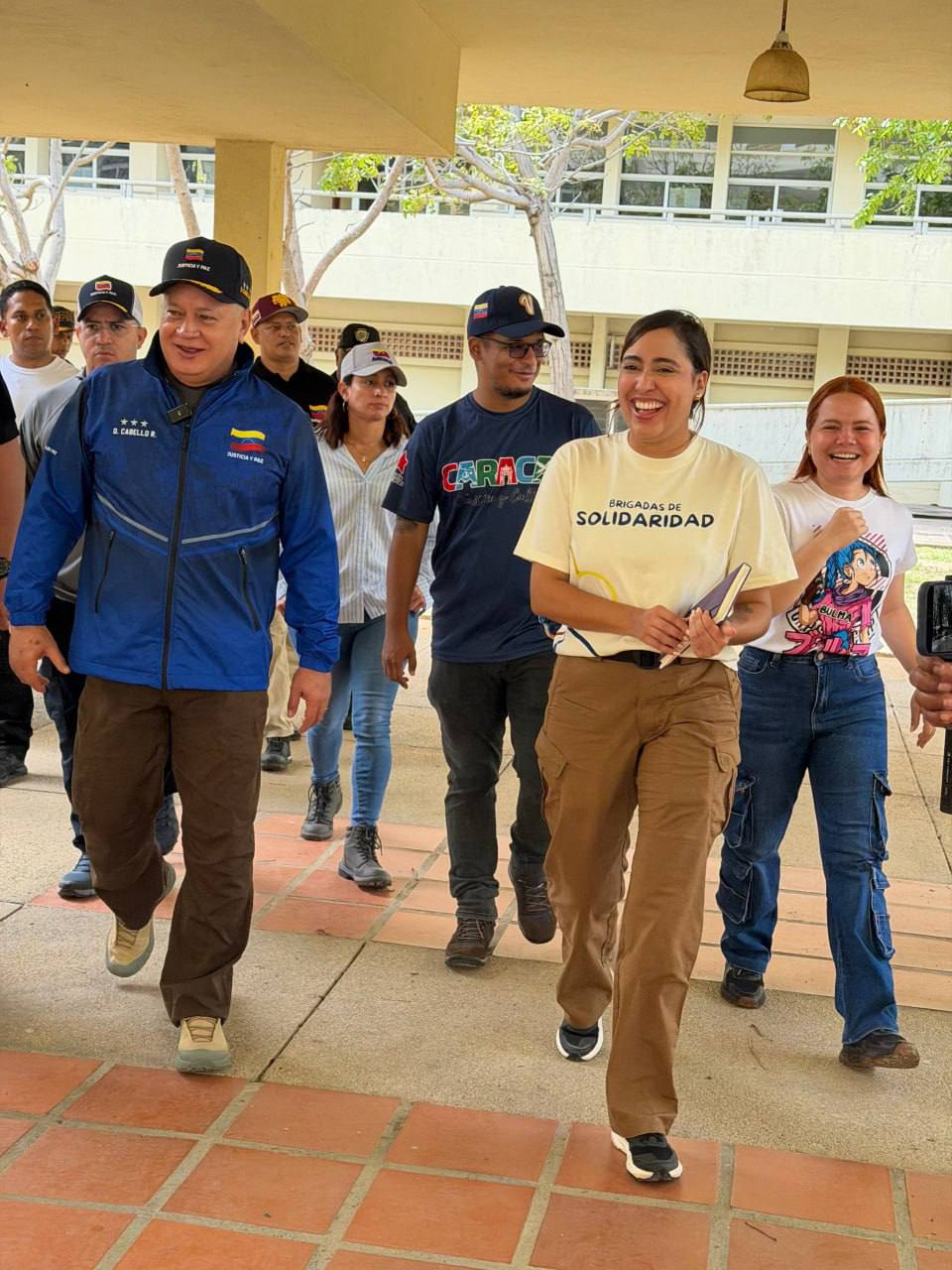 DIOSDADO CABELLO INSPECCIONA ACONDICIONAMIENTO DEL NÚCLEO DE LA UNIVERSIDAD SIMÓN BOLÍVAR EN LA GUAIRA COMO CAMPAMENTO TRANSITORIO