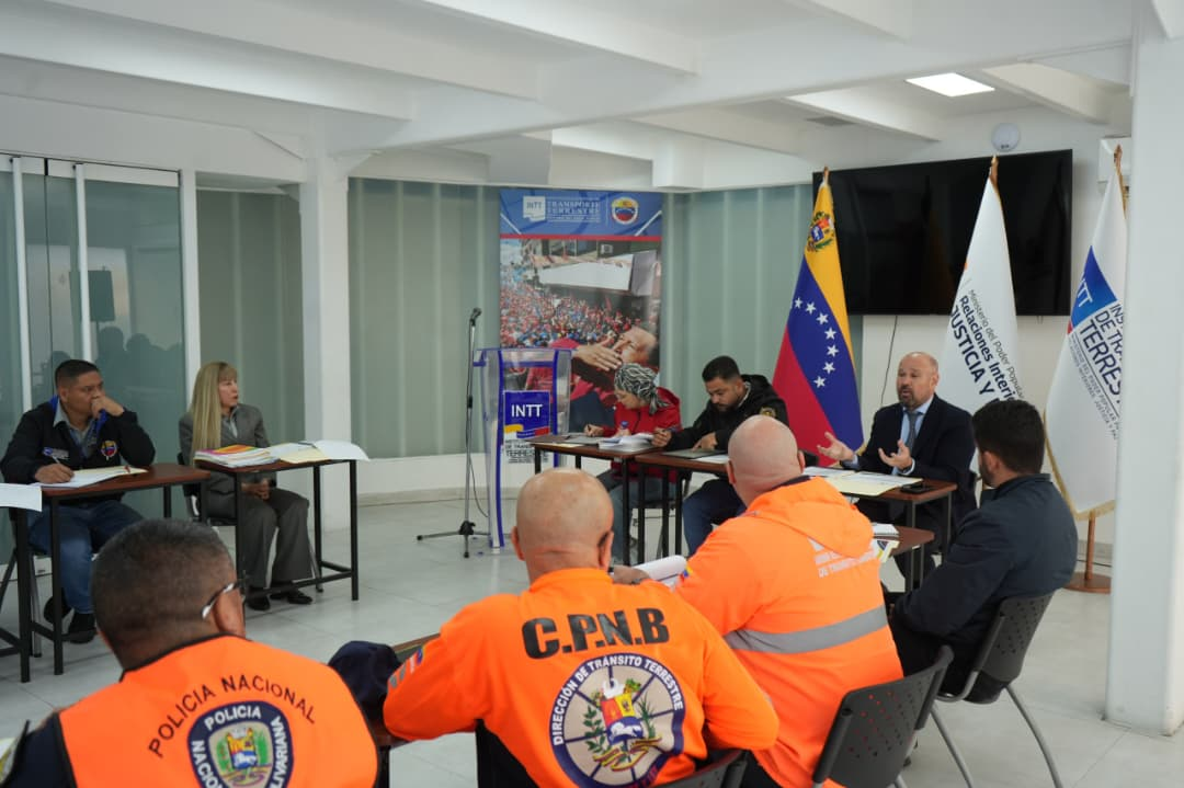 INTT INSTALA LA PRIMERA REUNIÓN DE LA COMISIÓN PERMANENTE PARA LA SEGURIDAD VIAL Y REDUCCIÓN DE LA SINIESTRALIDAD