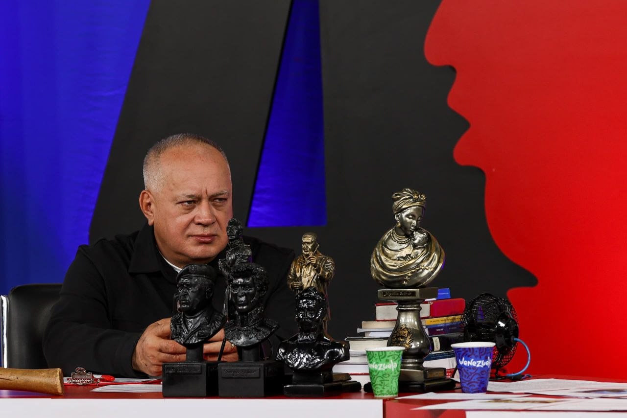 VICEPRESIDENTE DIOSDADO CABELLO INFORMA INCAUTACIÓN DE UN GRAN ALIJO DE DROGAS EN EL ORIENTE DEL PAÍS