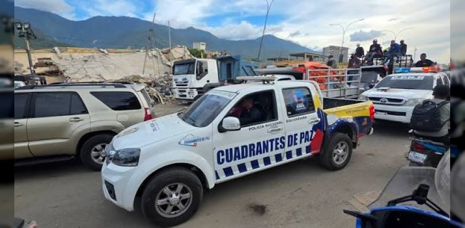 Imagen de ÓRGANOS DE SEGURIDAD NO CEJAN EN SU ESFUERZO DE BÚSQUEDA Y RESCATE TRAS 13 DÍAS DEL DOBLE TERREMOTO EN EL PAÍS