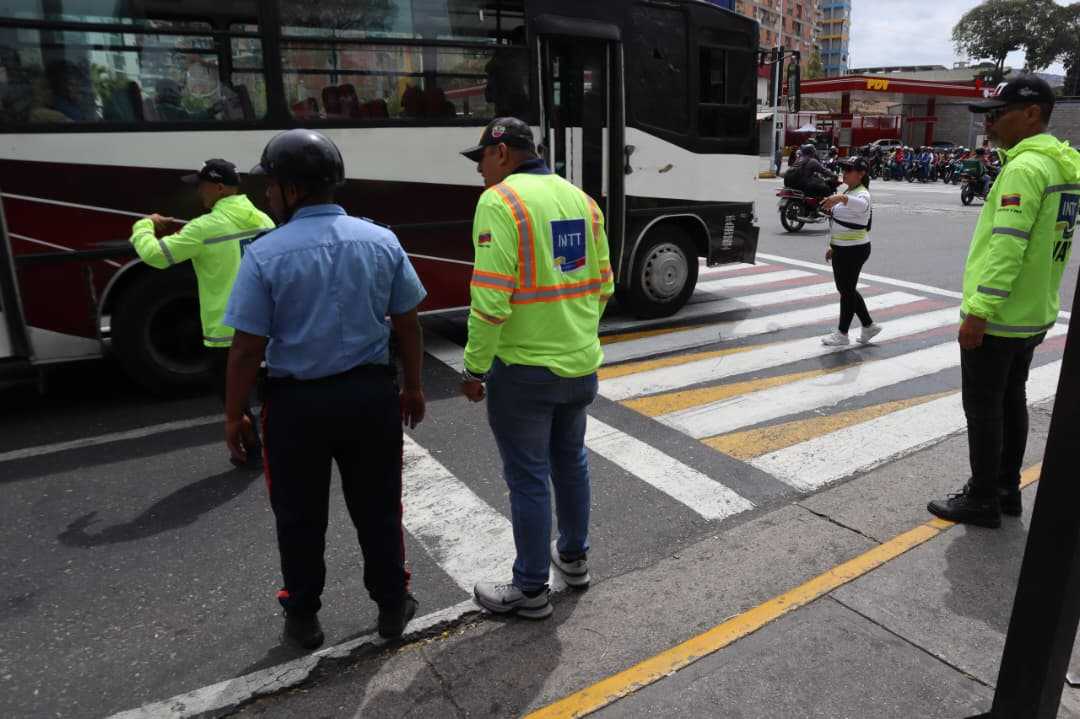 DESPLIEGUE PERMANENTE DEL INTT CONSOLIDA CULTURA DE PREVENCIÓN Y PAZ EN LAS VÍAS NACIONALES