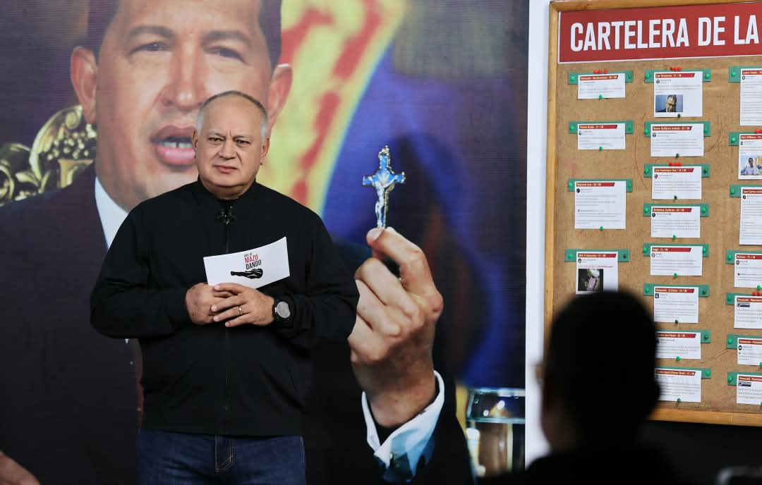 Imagen de DIOSDADO CABELLO: ÓRGANOS DE SEGURIDAD DESPLIEGAN MONITOREO PERMANENTE ANTE LA LLEGADA DE LA ONDA TROPICAL N° 42