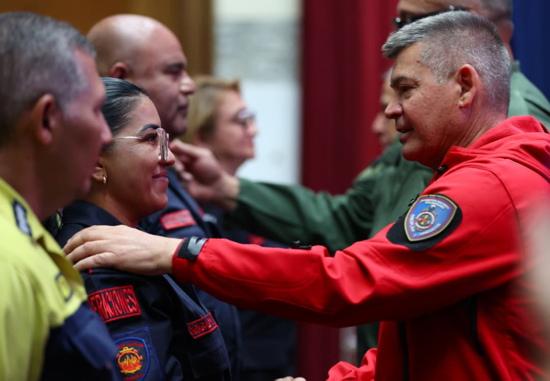 Imagen de MÁS DE 2 MIL 800 BOMBEROS ASCIENDEN A LA JERARQUÍA SUPERIOR CORRESPONDIENTE