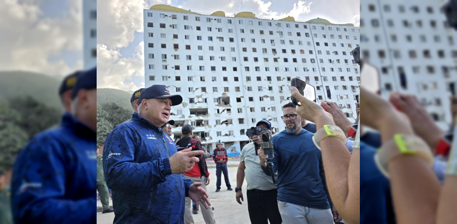 DIOSDADO CABELLO INSPECCIONA LA DEMOLICIÓN CONTROLADA DE LA RESIDENCIA MEDUSA EN LA GUAIRA