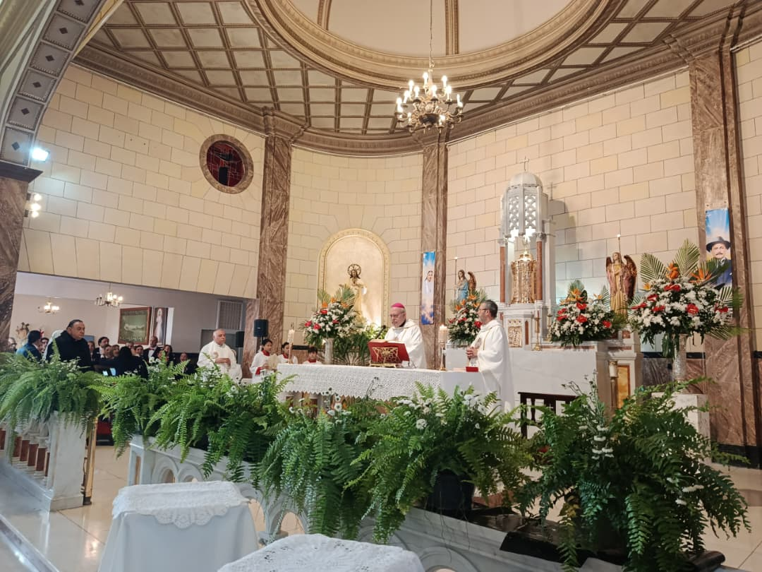 Imagen de CELEBRAN EUCARISTÍA POR EL PRIMER ANIVERSARIO DE LA CANONIZACIÓN DE SAN JOSÉ GREGORIO HERNÁNDEZ Y SANTA MADRE CARMEN RENDILES