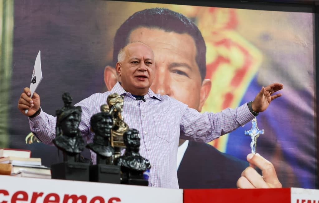 DIOSDADO CABELLO RECONOCE LA LABOR ININTERRUMPIDA DE LA GNB EN LA ATENCIÓN A AFECTADOS POR LOS TERREMOTOS DEL 24 DE JUNIO